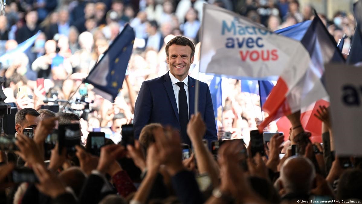 Macron é reeleito presidente da França
