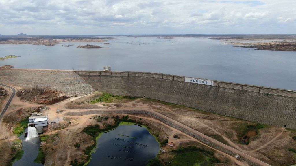 Castanhão e Orós atingem o maior volume de água desde 2015