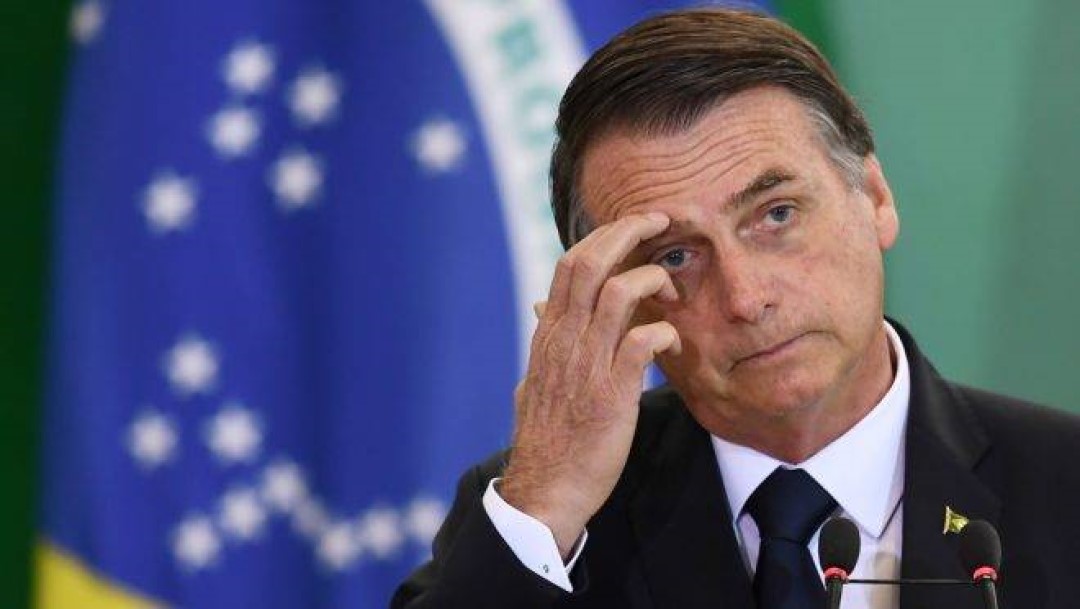 Bolsonaro retorna ao Brasil após três meses nos EUA